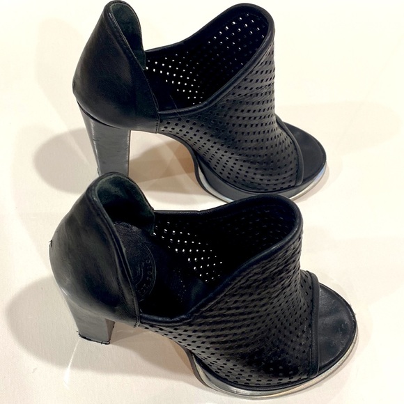 Beau Coops Italy Black Perforated Leather Block Heel Open Toe Bootie Size 37 EUC - Picture 16 of 16